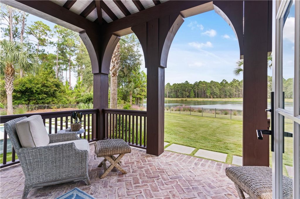 Serene Lakefront Living Explore the 2.995 Million Saint Simons Island Retreat 19