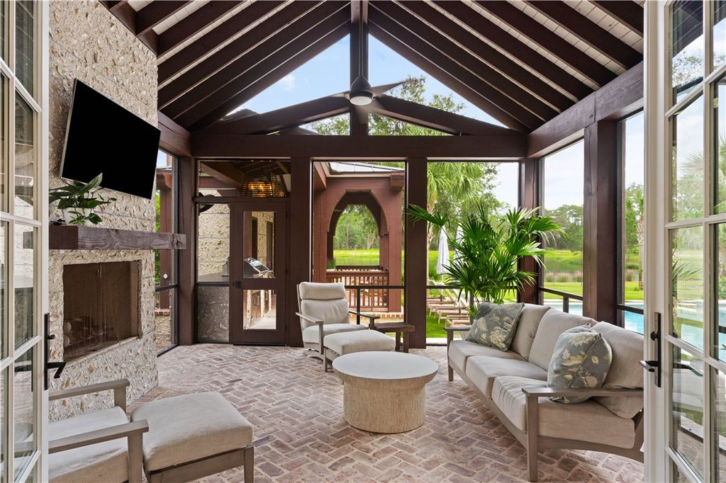 Serene Lakefront Living Explore the 2.995 Million Saint Simons Island Retreat 41