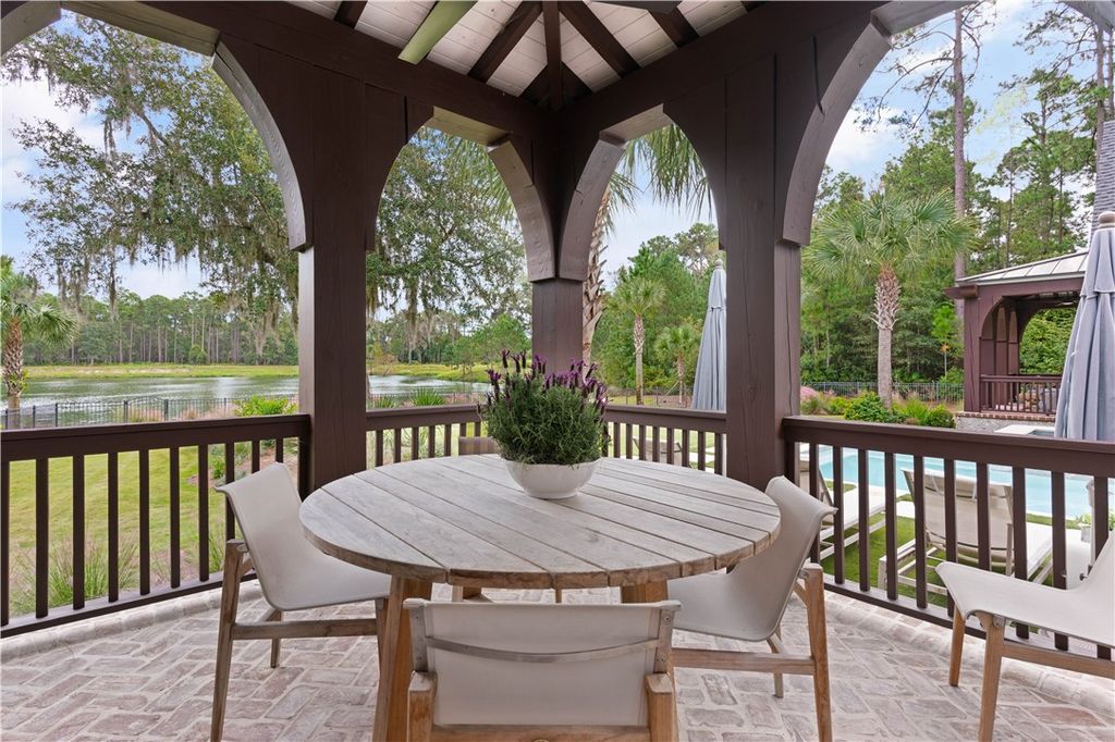 Serene Lakefront Living Explore the 2.995 Million Saint Simons Island Retreat 43