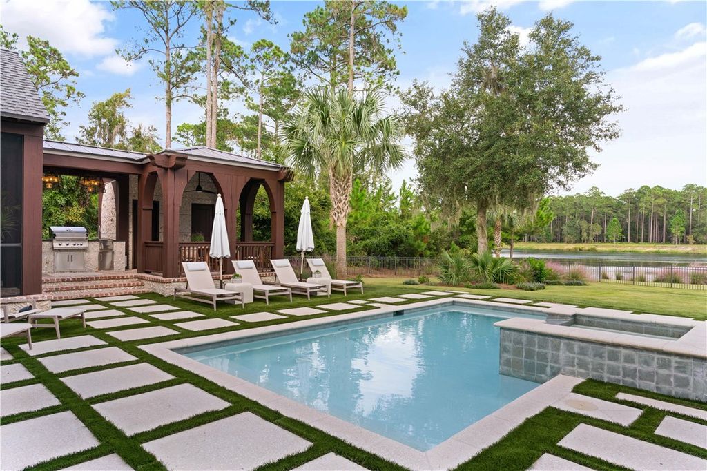 Serene Lakefront Living Explore the 2.995 Million Saint Simons Island Retreat 48