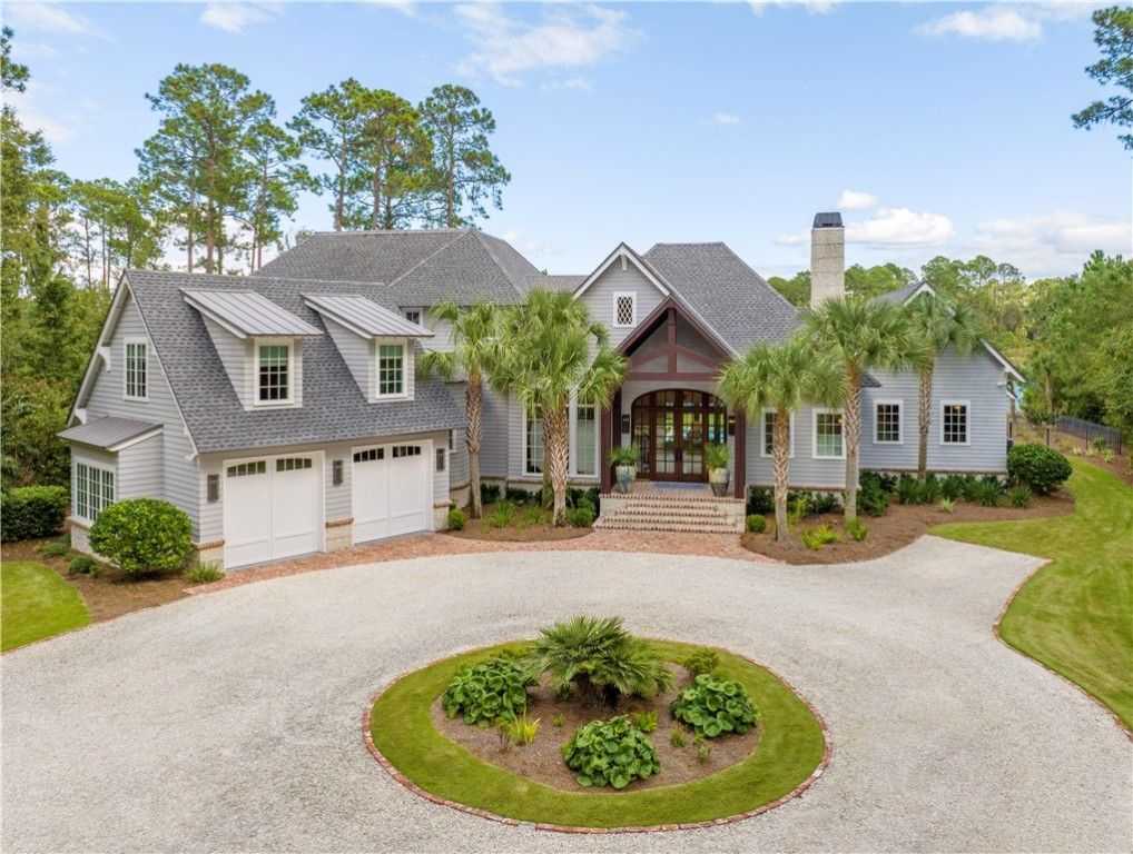 Serene Lakefront Living Explore the 2.995 Million Saint Simons Island Retreat 51