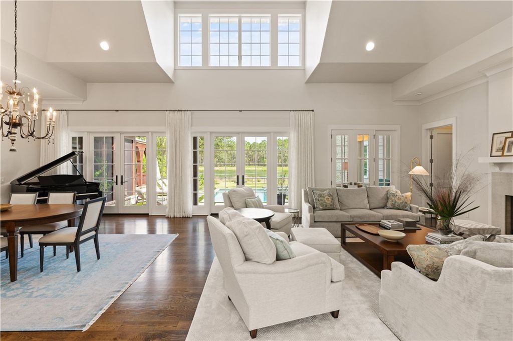 Serene Lakefront Living Explore the 2.995 Million Saint Simons Island Retreat 9