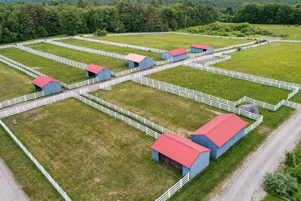 Shadow Fox Farm Country Living with Premium Equestrian Facilities in Peterborough New Hampshire for 8.5 Million 33