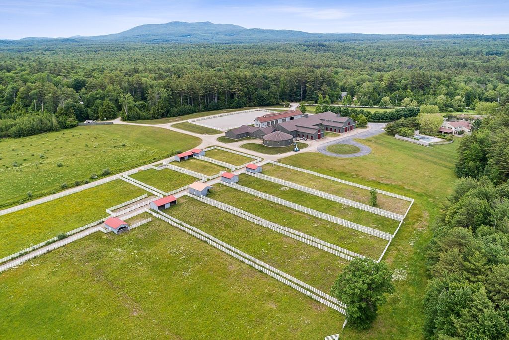 Shadow Fox Farm Country Living with Premium Equestrian Facilities in Peterborough New Hampshire for 8.5 Million 5