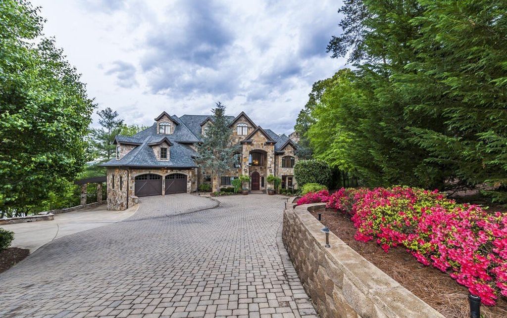 Sophisticated 5.5 Million Waterside Home in Knoxville Tennessee 2