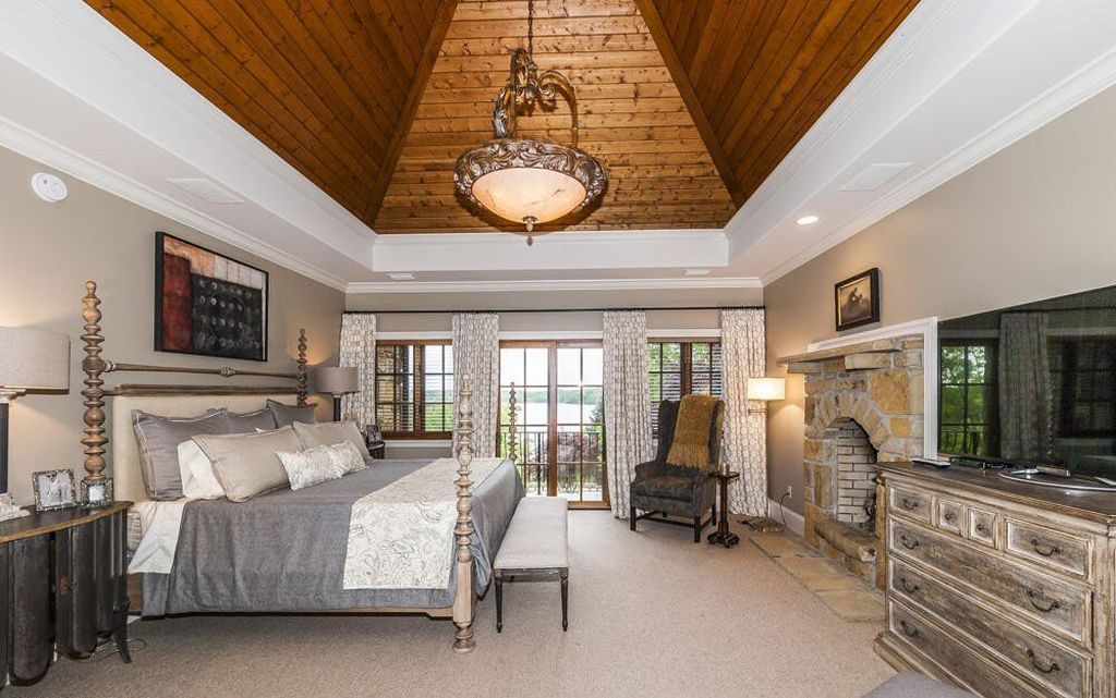 Sophisticated 5.5 Million Waterside Home in Knoxville Tennessee 25 1