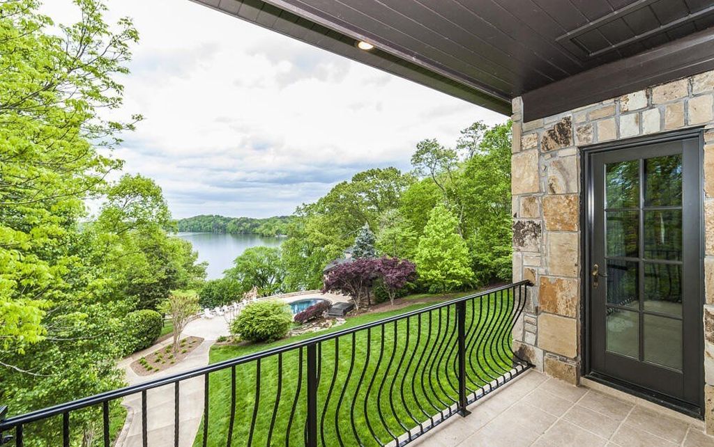 Sophisticated 5.5 Million Waterside Home in Knoxville Tennessee 37 1