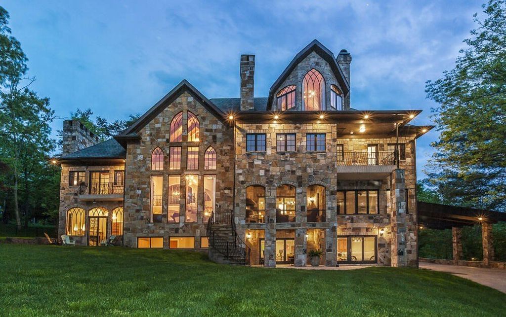 Sophisticated 5.5 Million Waterside Home in Knoxville Tennessee 4 1
