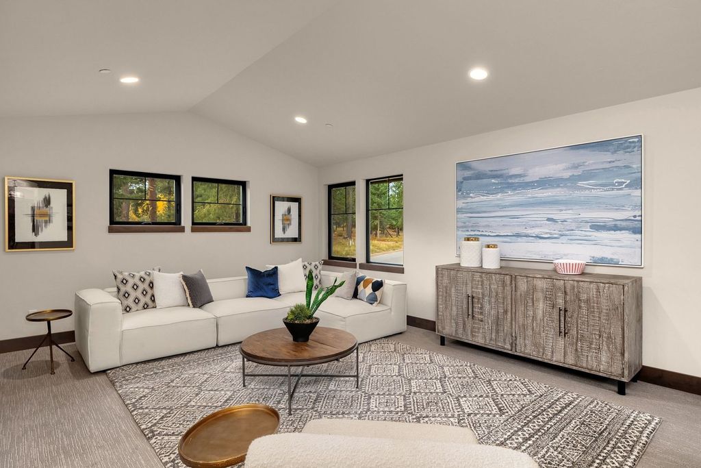 Stunning Cle Elum Washington Home Seamlessly Blends with Nature Listed at 2129998 37
