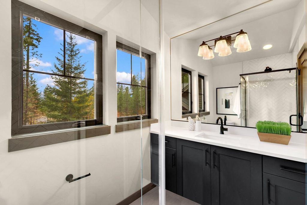 Stunning Cle Elum Washington Home Seamlessly Blends with Nature Listed at 2129998 41