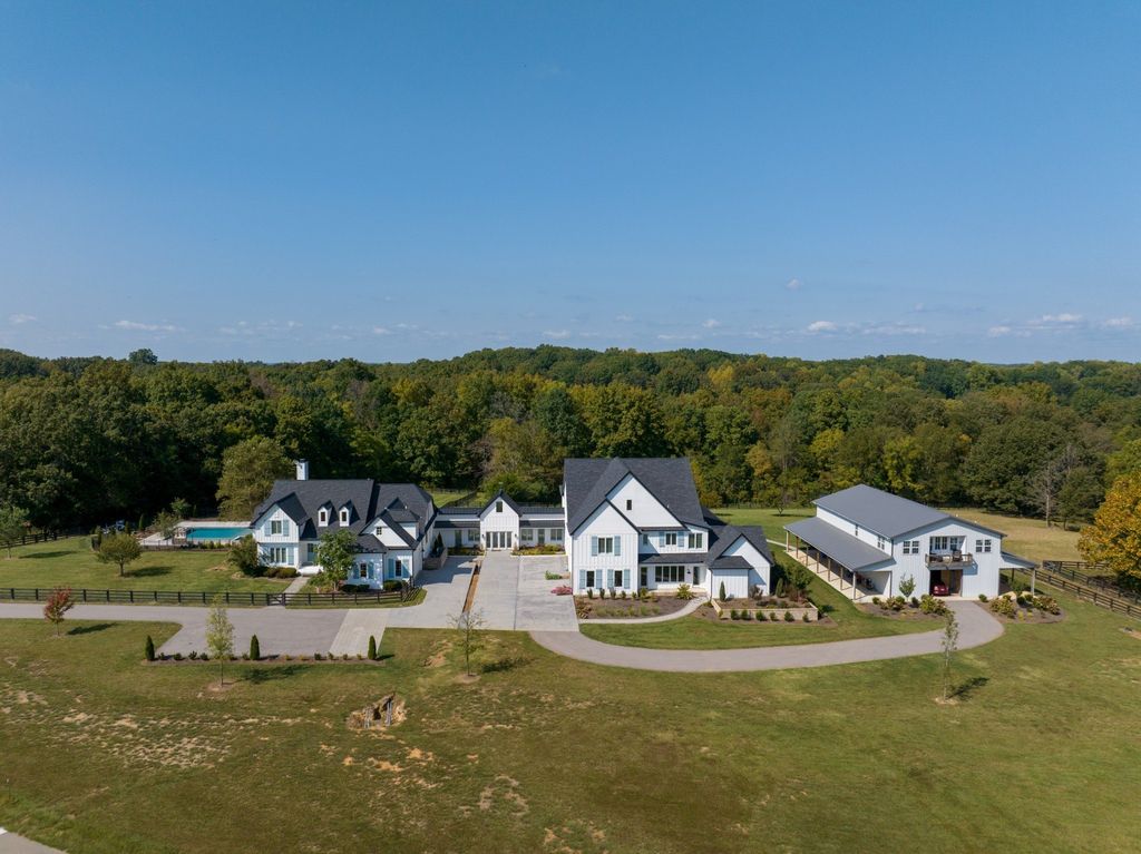 The Ultimate Entertainers' Farmhouse: 19 Acres in Williamson County, Tennessee for $6,995,000