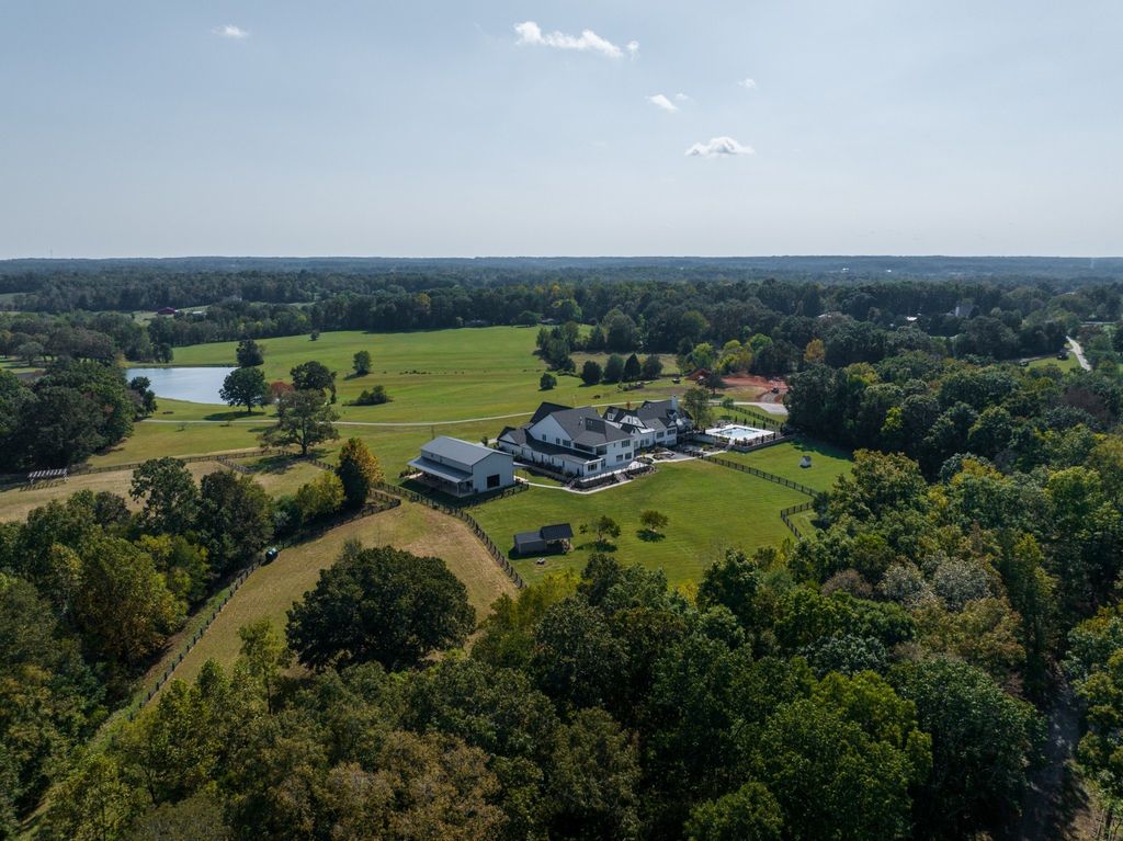 The Ultimate Entertainers' Farmhouse: 19 Acres in Williamson County, Tennessee for $6,995,000