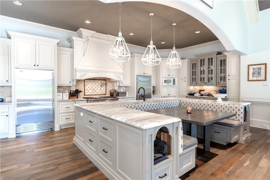 Timeless and Elegant Home Available for Purchase in Milton Georgia at 3.99 Million 16