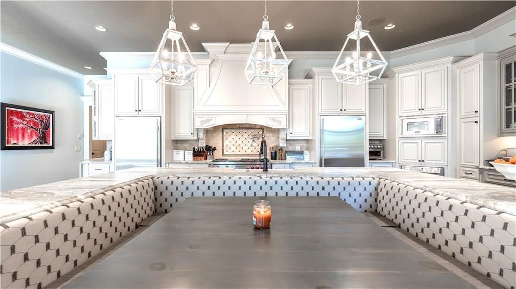 Timeless and Elegant Home Available for Purchase in Milton Georgia at 3.99 Million 17