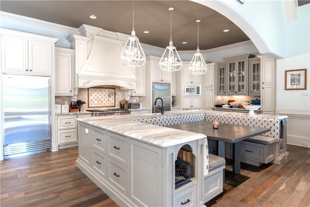 Timeless and Elegant Home Available for Purchase in Milton Georgia at 3.99 Million 23