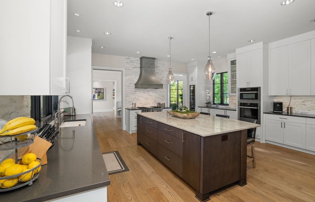 Unmatched Elegance Innovation and Technology Converge in 3995000 Lake Oswego Estate 13
