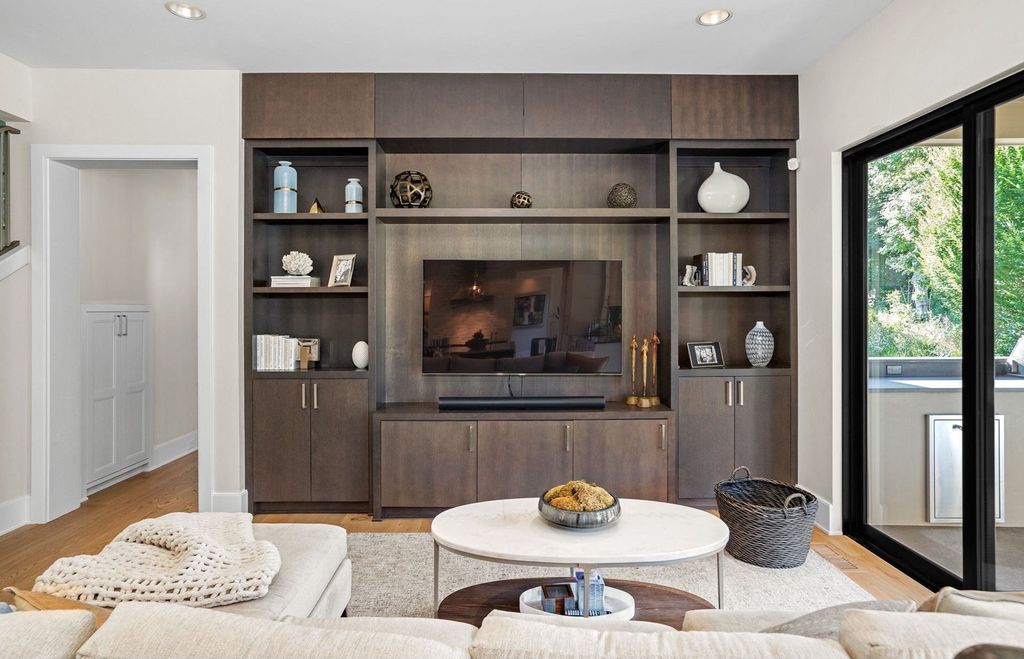 Unmatched Elegance Innovation and Technology Converge in 3995000 Lake Oswego Estate 17
