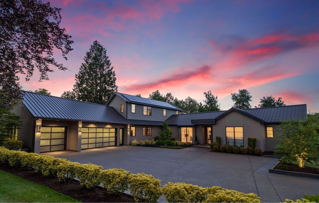 Unmatched Elegance Innovation and Technology Converge in 3995000 Lake Oswego Estate 2