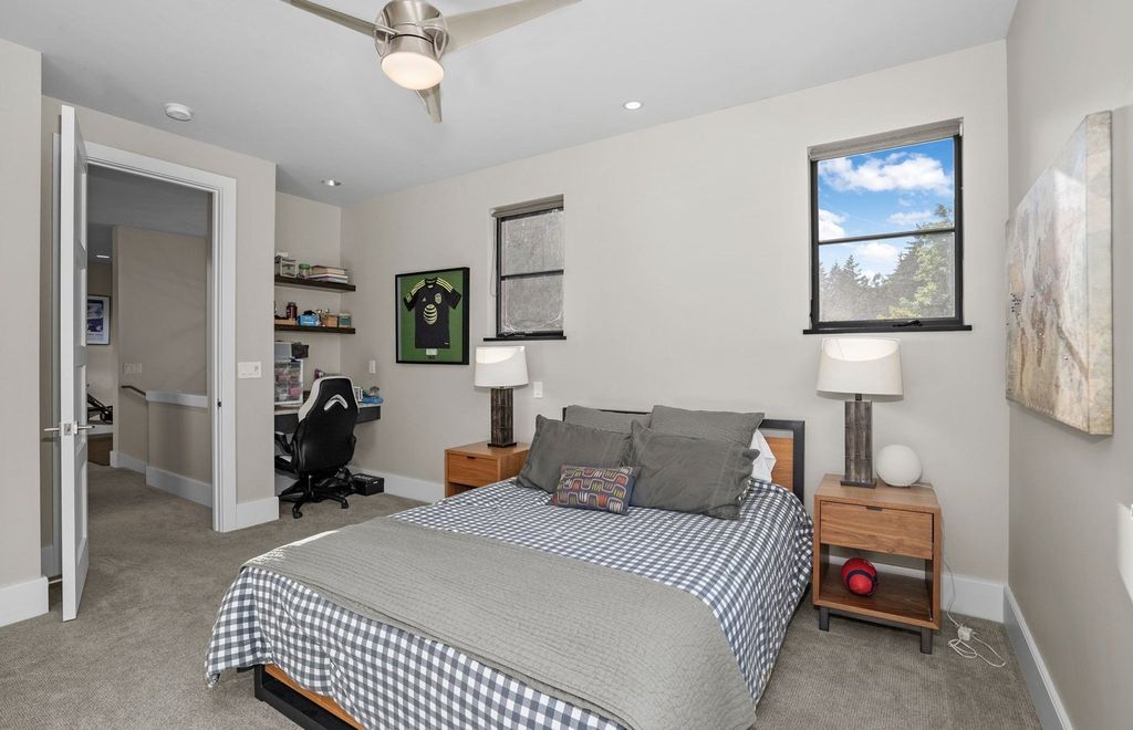 Unmatched Elegance Innovation and Technology Converge in 3995000 Lake Oswego Estate 27