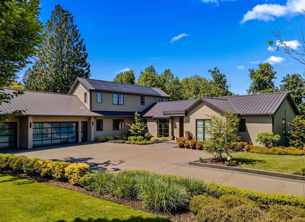 Unmatched Elegance Innovation and Technology Converge in 3995000 Lake Oswego Estate 3