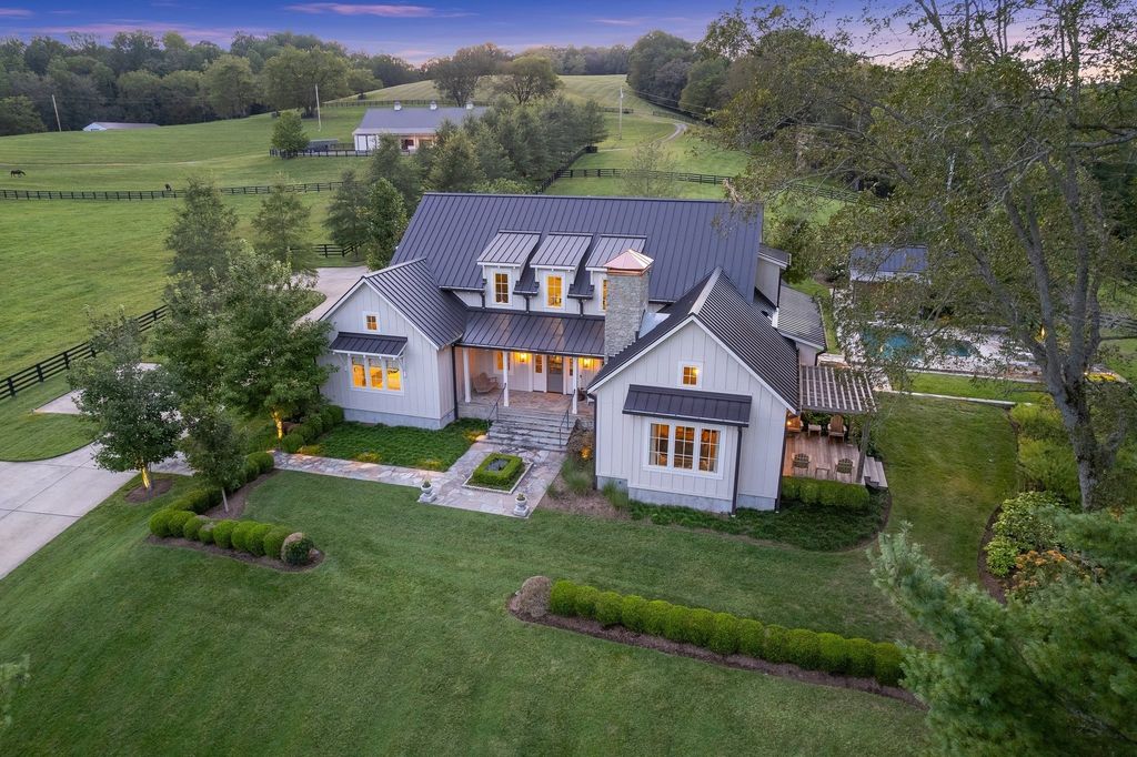Unparalleled Beauty and Recreational Paradise Twin Creek Farm in Santa Fe Tennessee Now Available for 8999500 1