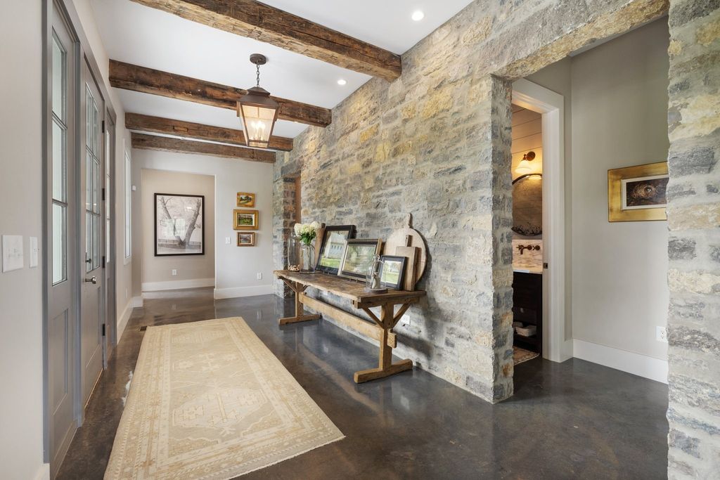 Unparalleled Beauty and Recreational Paradise Twin Creek Farm in Santa Fe Tennessee Now Available for 8999500 11