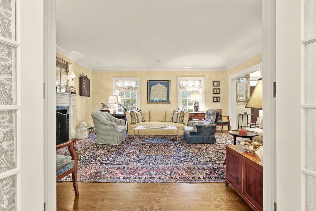Unrivaled Luxury Living in Greenwich Connecticut Exquisite Custom Estate Hits the Market at 4.75 Million 13