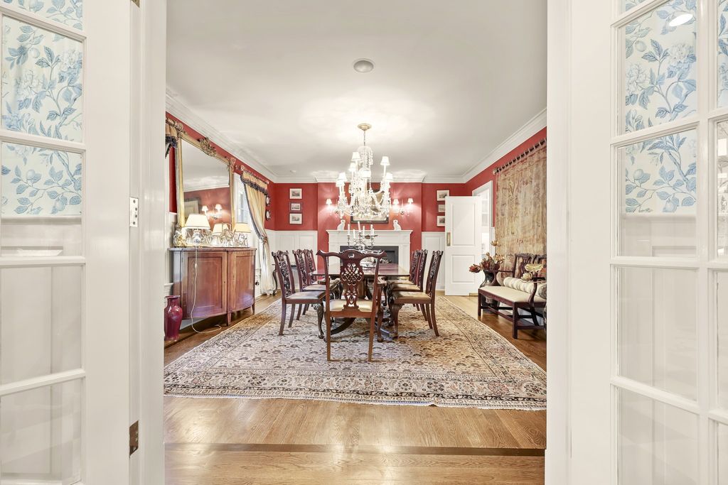 Unrivaled Luxury Living in Greenwich Connecticut Exquisite Custom Estate Hits the Market at 4.75 Million 15