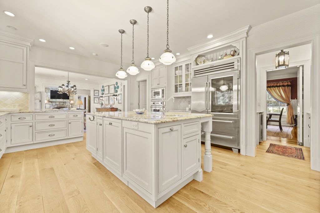Unrivaled Luxury Living in Greenwich Connecticut Exquisite Custom Estate Hits the Market at 4.75 Million 24