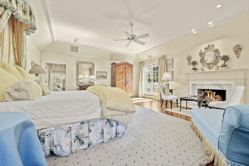 Unrivaled Luxury Living in Greenwich Connecticut Exquisite Custom Estate Hits the Market at 4.75 Million 28
