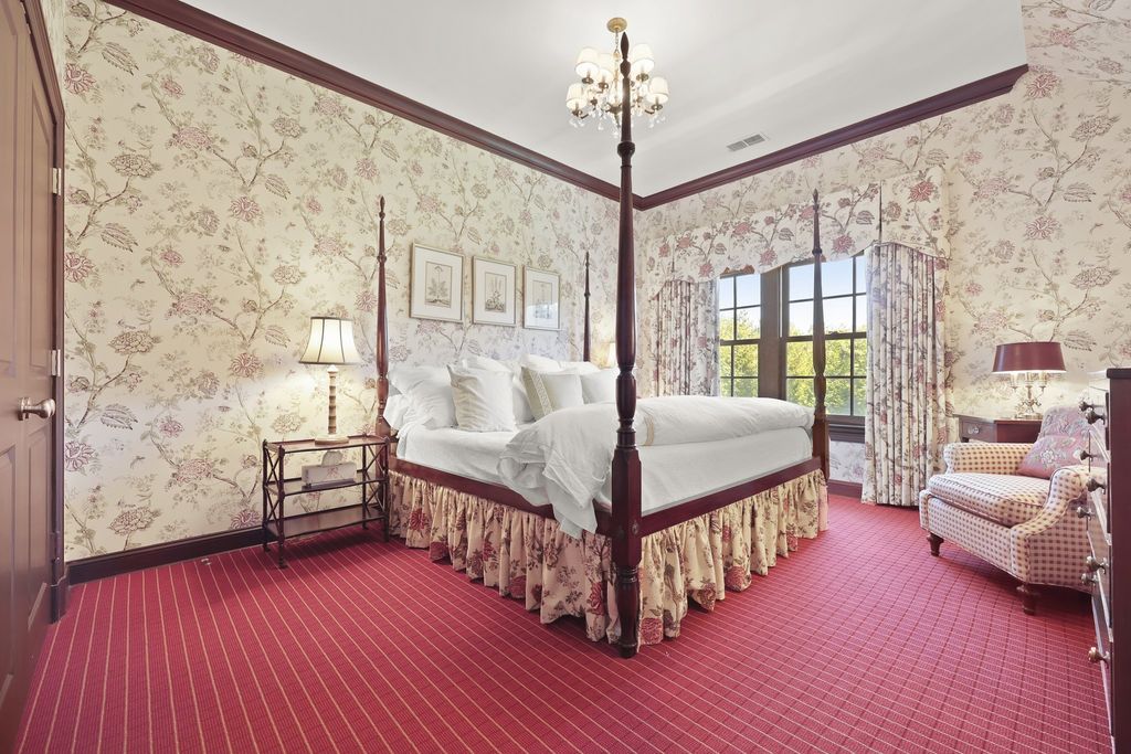 Unrivaled Luxury Living in Greenwich Connecticut Exquisite Custom Estate Hits the Market at 4.75 Million 34