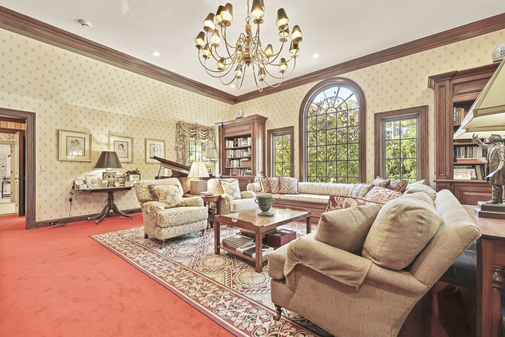 Unrivaled Luxury Living in Greenwich Connecticut Exquisite Custom Estate Hits the Market at 4.75 Million 37