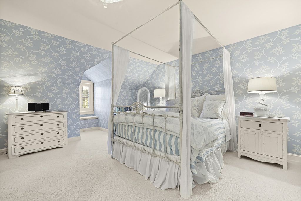 Unrivaled Luxury Living in Greenwich Connecticut Exquisite Custom Estate Hits the Market at 4.75 Million 39