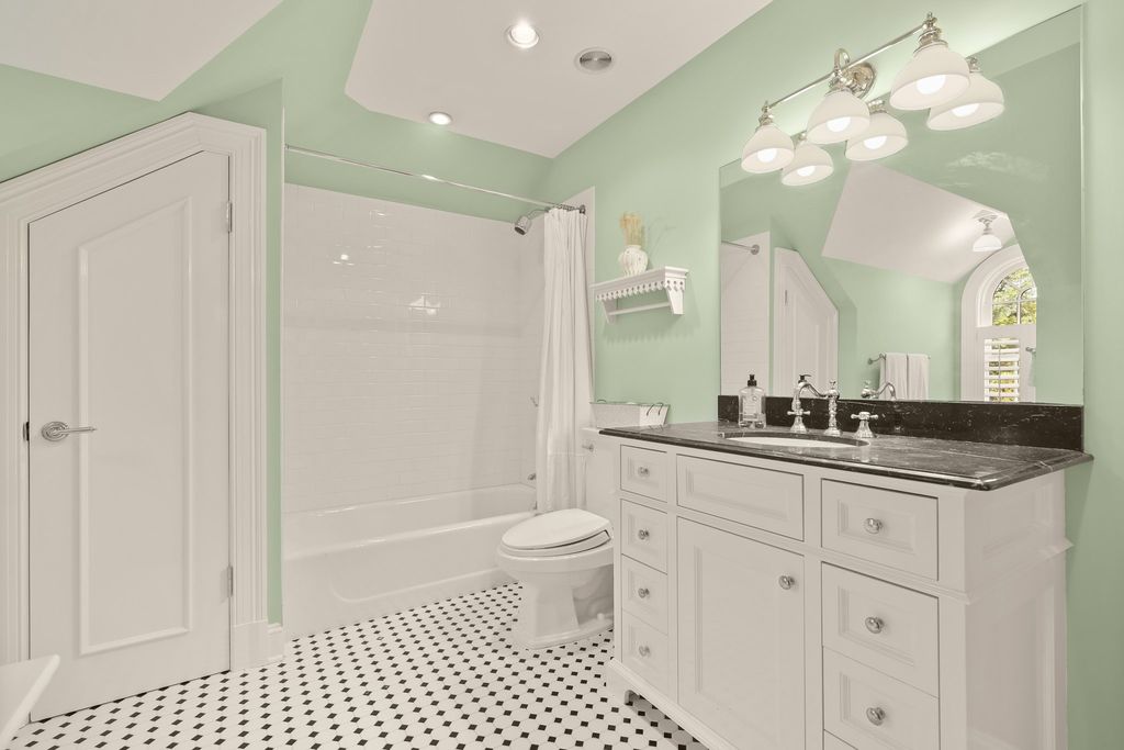 Unrivaled Luxury Living in Greenwich Connecticut Exquisite Custom Estate Hits the Market at 4.75 Million 41