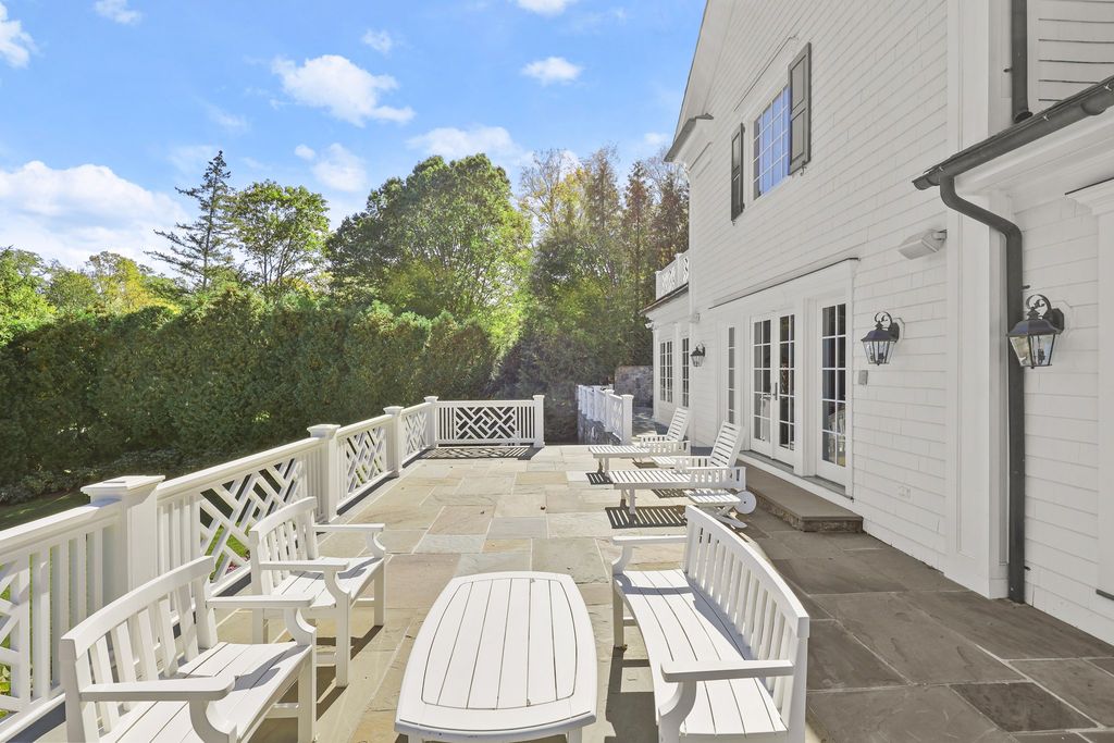 Unrivaled Luxury Living in Greenwich Connecticut Exquisite Custom Estate Hits the Market at 4.75 Million 7