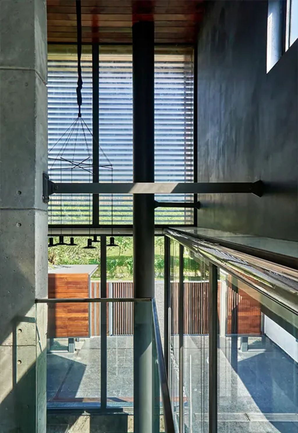 Water Ledge House, Elegant Tranquility Project by DADA Partners