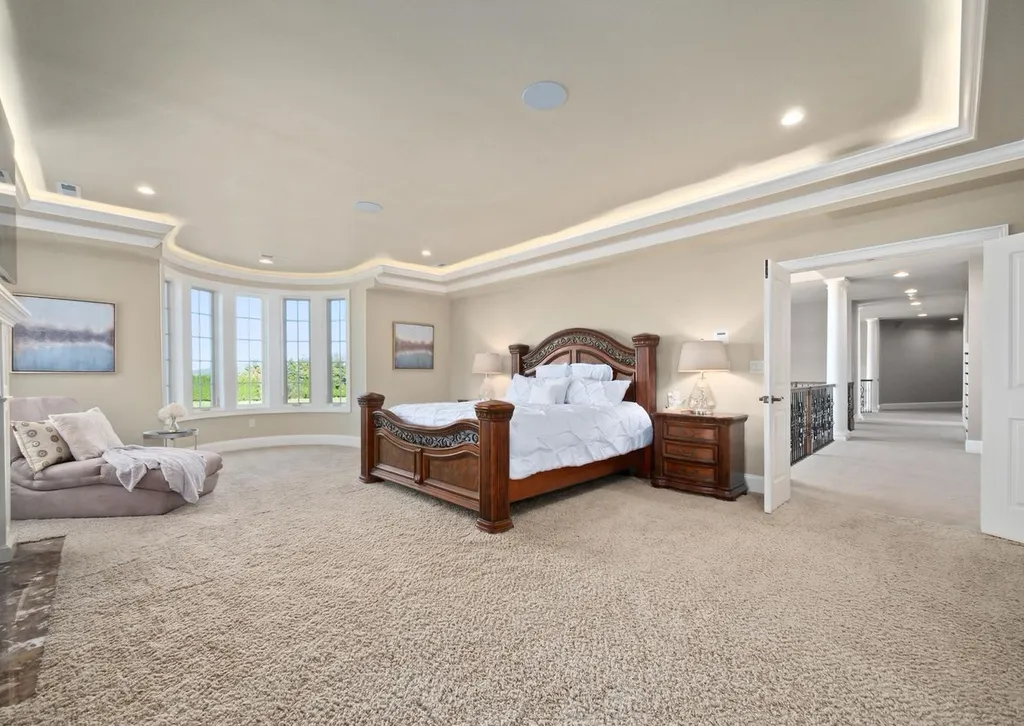 10 Stonebridge Crossing Road Home in Newtown, Pennsylvania. Immerse yourself in the epitome of luxury living with this meticulously crafted 10,000+ sq ft estate by Zavetta Custom Homes. Nestled in Historic Washington Crossing, this exclusive property on Stonebridge Crossing Road offers unparalleled quality, commanding views, and the rare opportunity to enjoy a life of opulence in Bucks County.