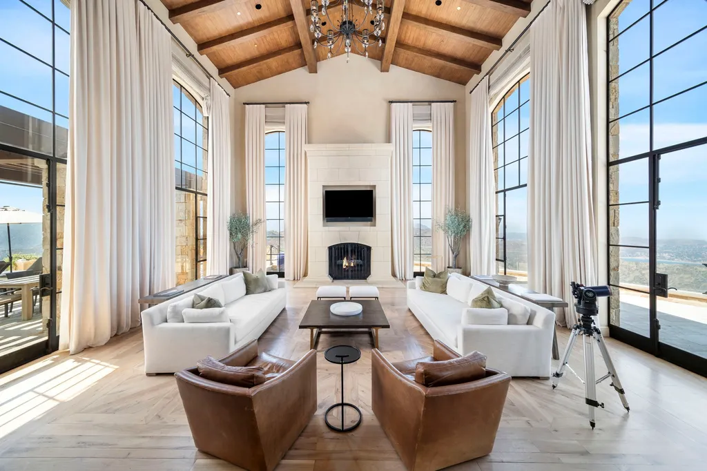340 North Kanan Dume Road Home in Malibu California 2