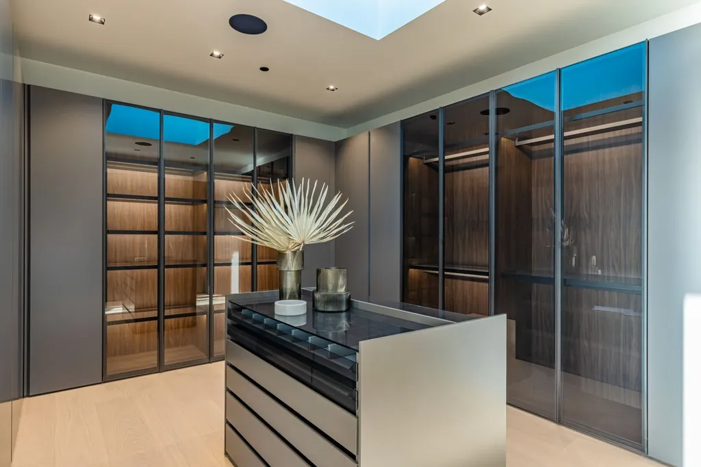 6889 Dume Drive Home in Malibu, California. Immerse yourself in the epitome of Malibu living with this newly completed 8,500 SF modern organic retreat in Little Dume. Developed and designed by Charles Kotliar and architect Doug Burdge, this ocean-view oasis offers 6 BD, 8 BA, customizations like board form concrete walls, oak woods, and curated stones. 