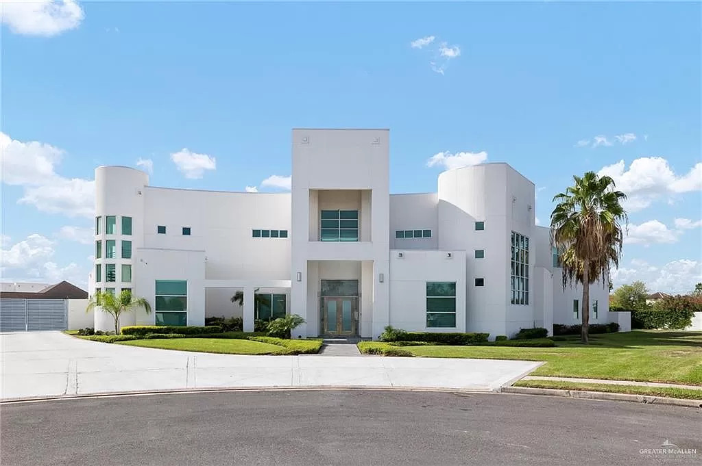 7603 N 2nd Ln McAllen TX 78504 38