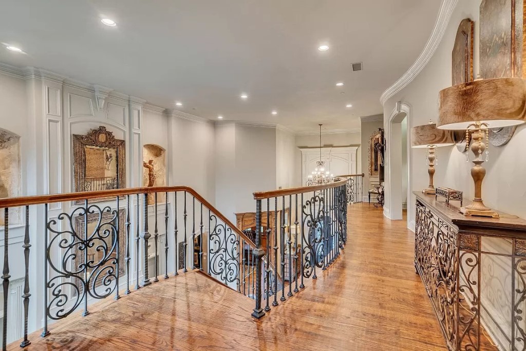 905 Silverton St Southlake TX 76092 24