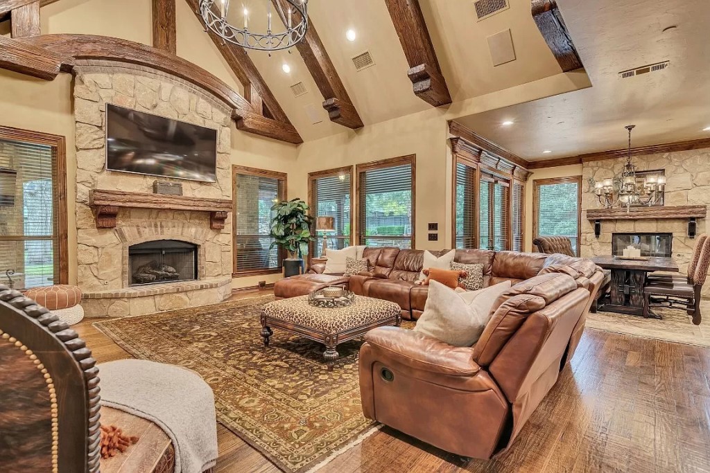 905 Silverton St Southlake TX 76092 33