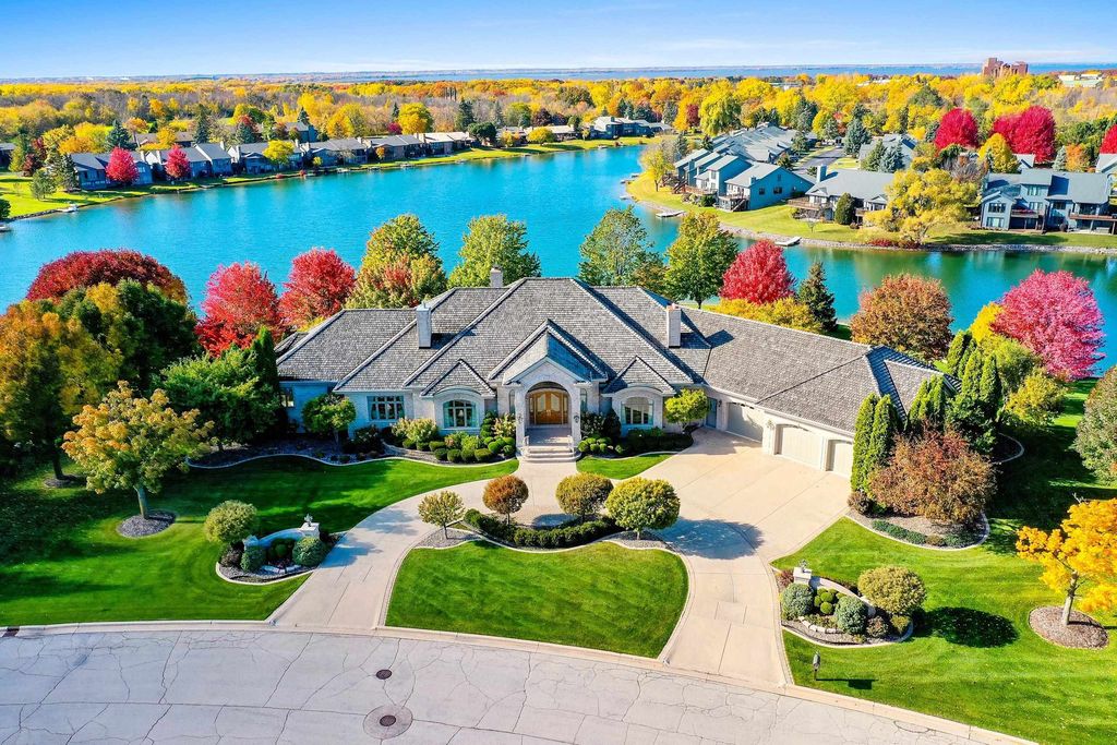A Majestic All Brick Hillside Ranch Mansion on 3 Lake Largo Lots Priced at 2.999 Million n Wisconsin 2
