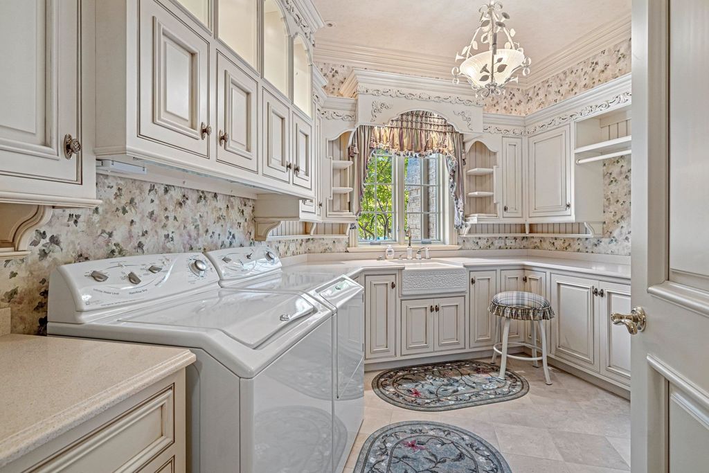 A Majestic All Brick Hillside Ranch Mansion on 3 Lake Largo Lots Priced at 2.999 Million n Wisconsin 26