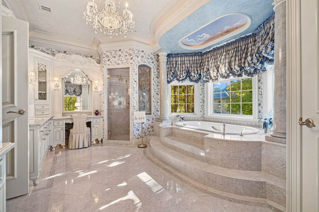 A Majestic All Brick Hillside Ranch Mansion on 3 Lake Largo Lots Priced at 2.999 Million n Wisconsin 33