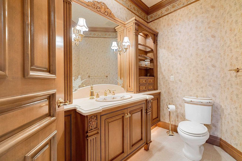 A Majestic All Brick Hillside Ranch Mansion on 3 Lake Largo Lots Priced at 2.999 Million n Wisconsin 42
