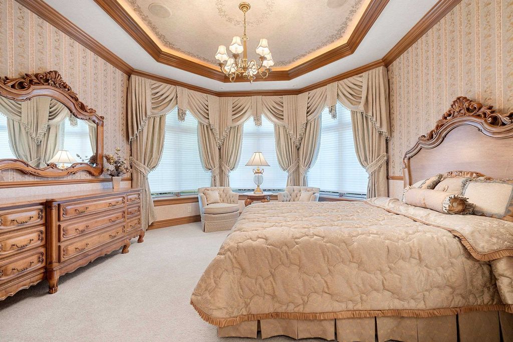 A Majestic All Brick Hillside Ranch Mansion on 3 Lake Largo Lots Priced at 2.999 Million n Wisconsin 51