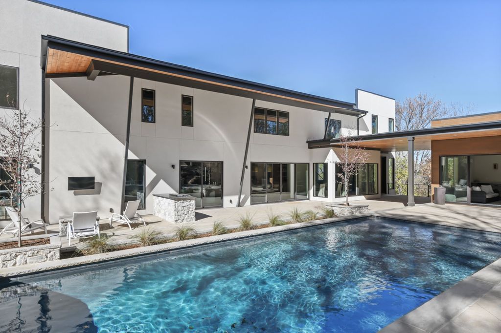 A Modern Treehouse Masterpiece in Nashvilles Hillwood Neighborhood Listed at 4.289 Million 33