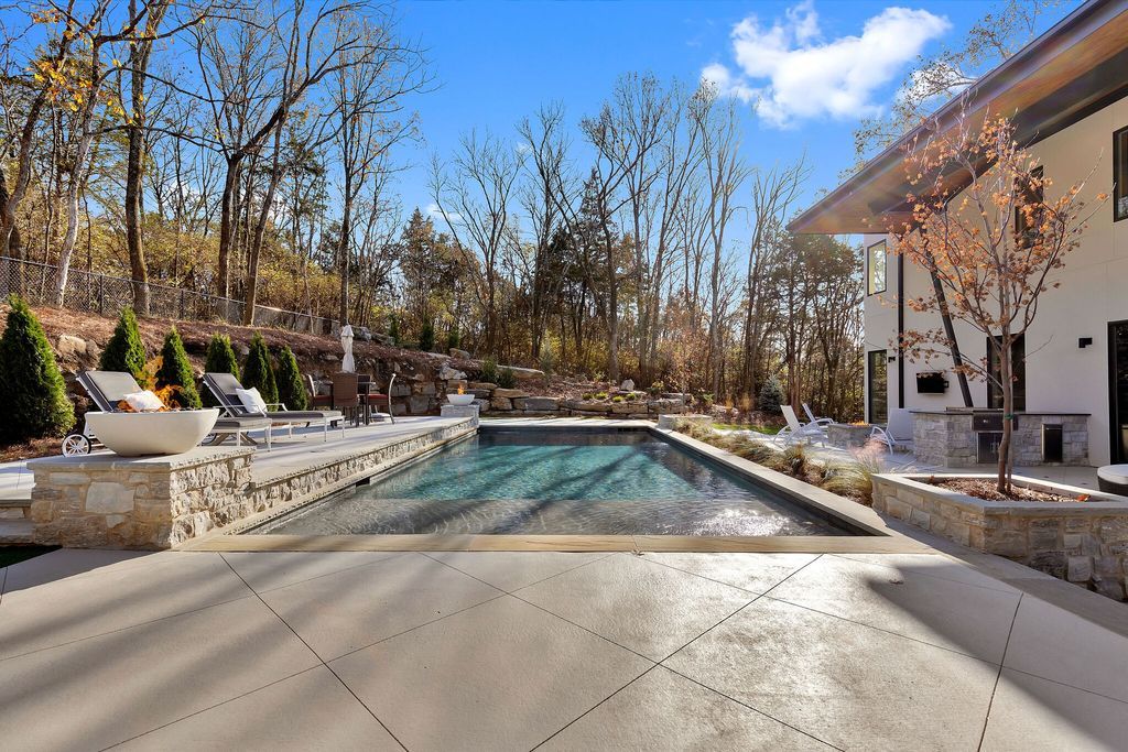 A Modern Treehouse Masterpiece in Nashvilles Hillwood Neighborhood Listed at 4.289 Million 42