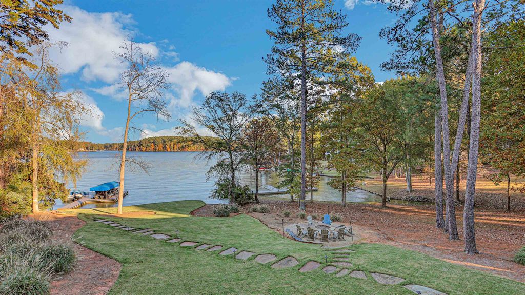 An Extraordinary 5.9 Million Home with Indoor and Outdoor Entertainment in Greensboro Georgia 44
